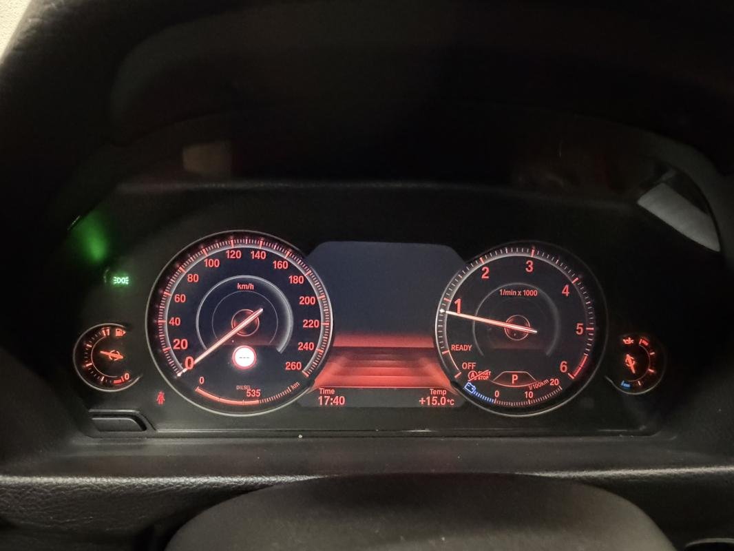 BMW 320d Touring - Photo 29