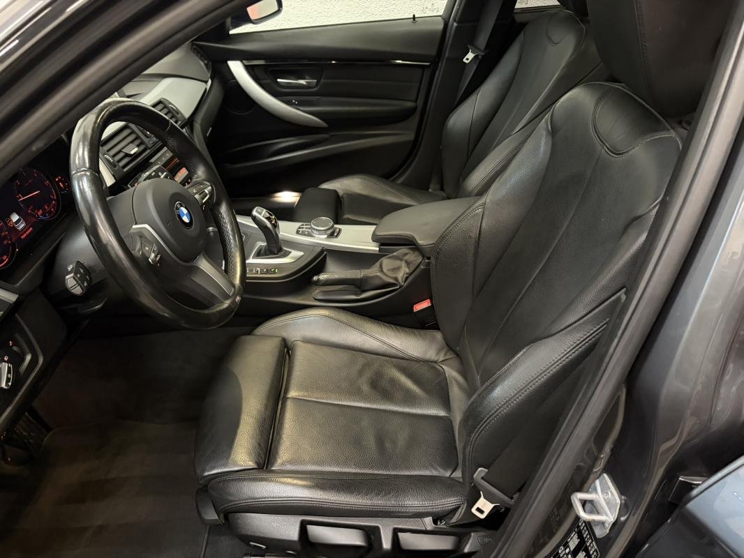 BMW 320d Touring - Photo 45