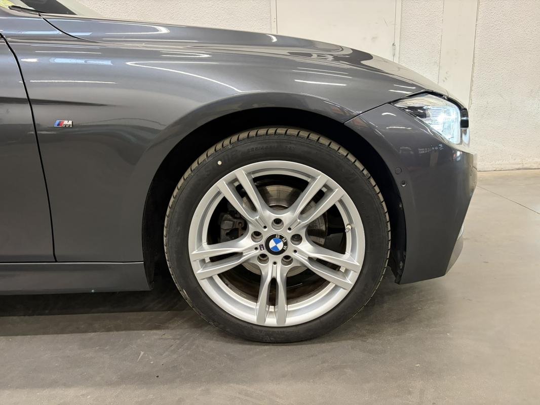 BMW 320d Touring - Photo 5