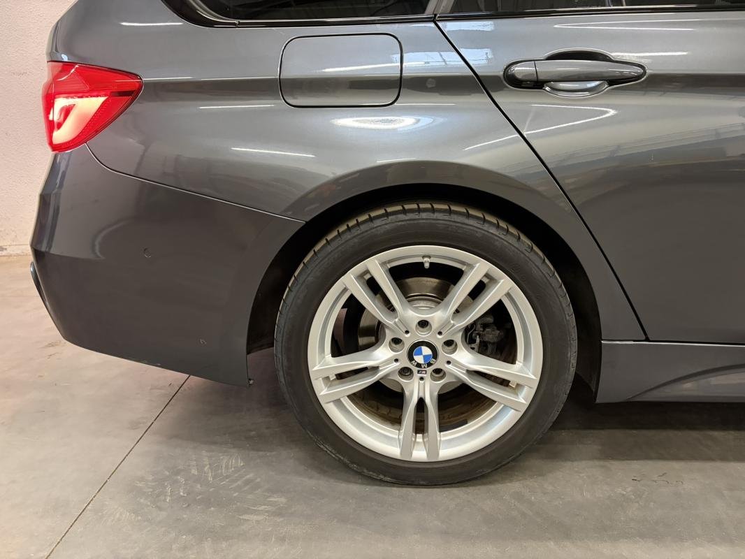 BMW 320d Touring - Photo 6