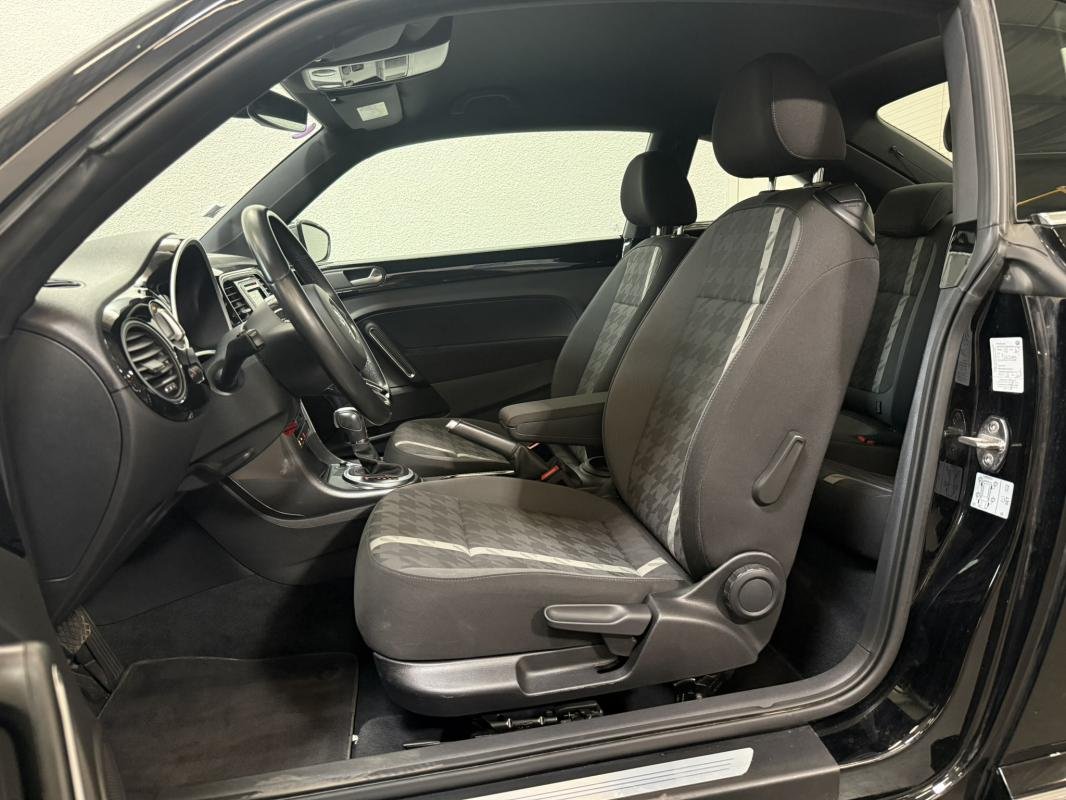 Volkswagen Coccinelle - Photo 25