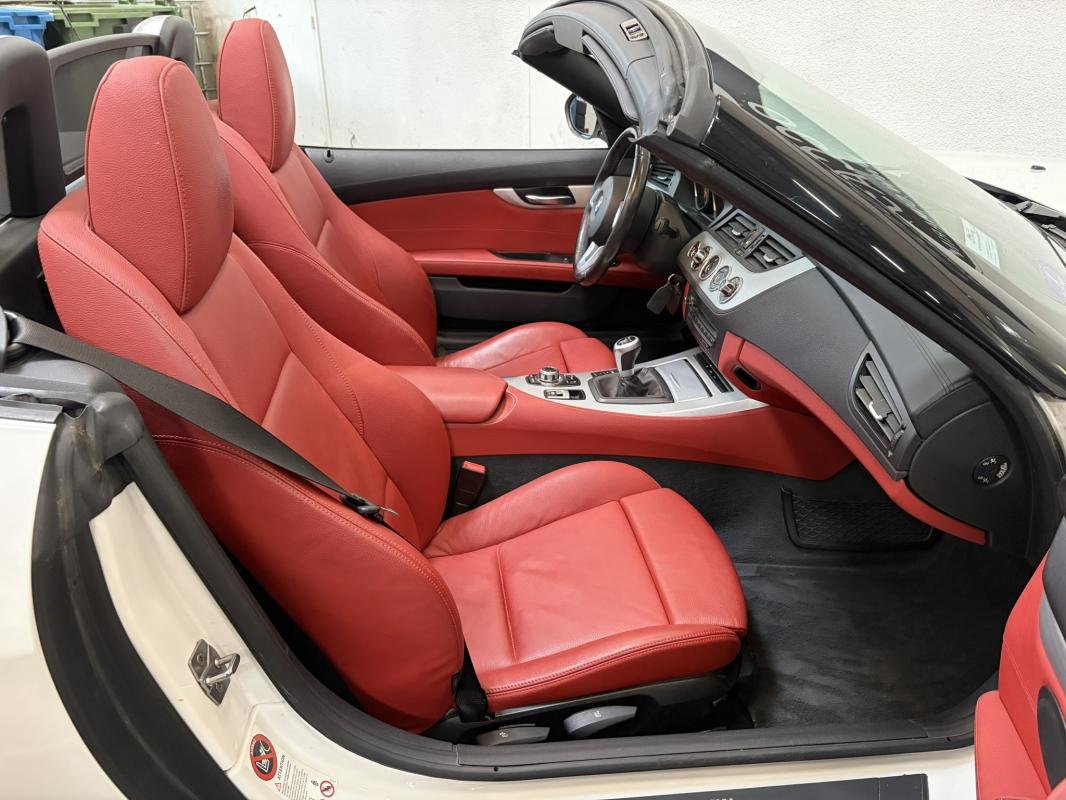 BMW Z4 - Photo 25