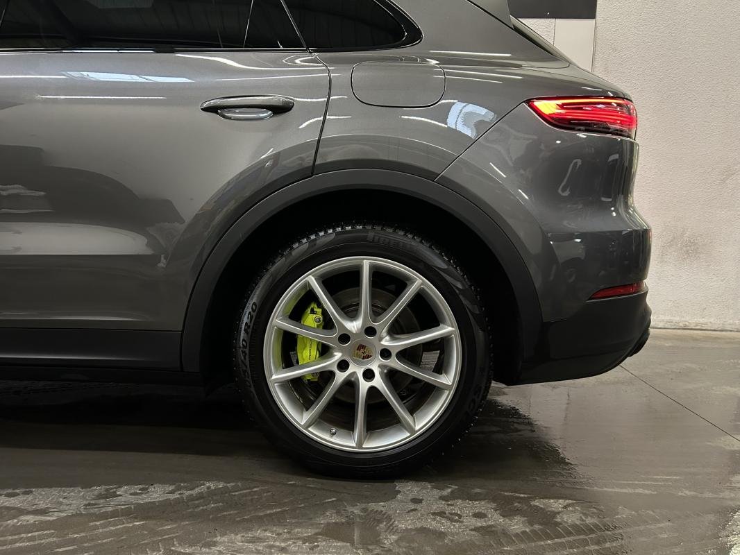 Porsche Cayenne - Photo 11