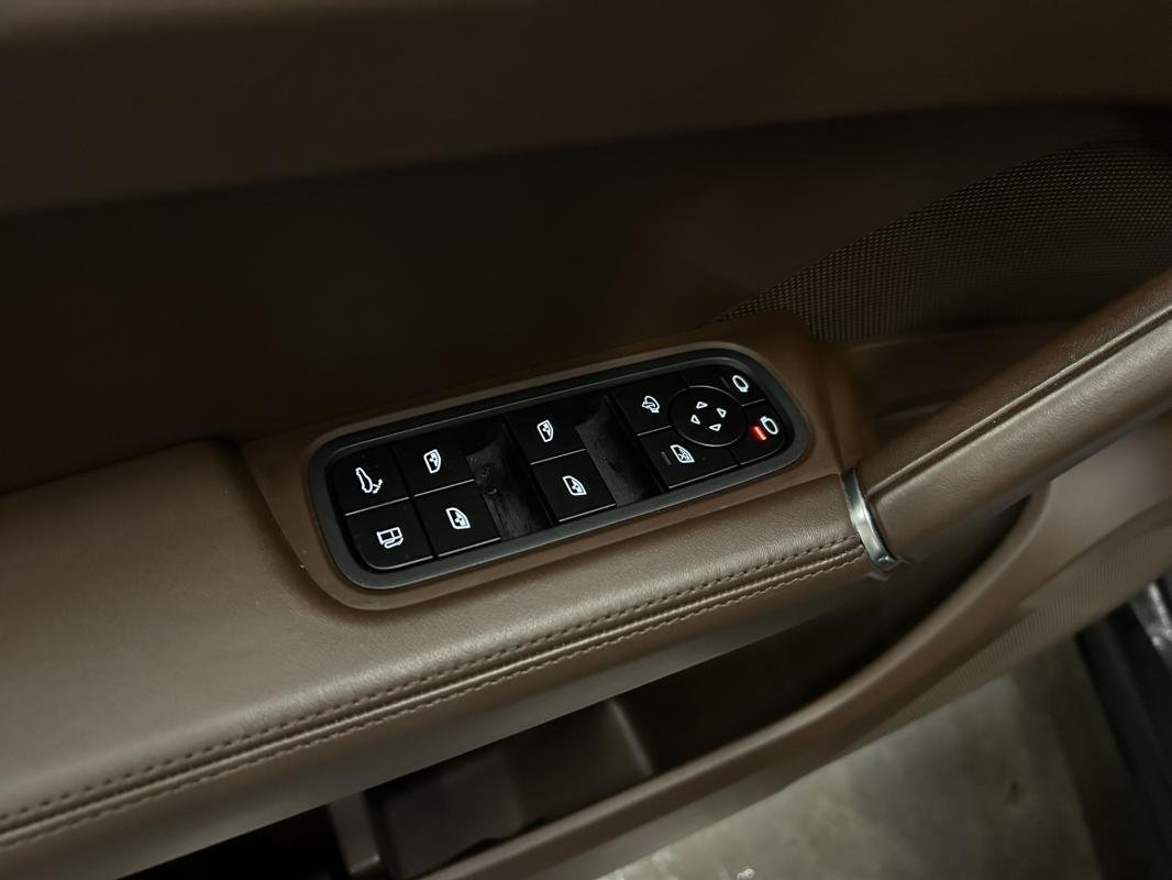 Porsche Cayenne - Photo 20