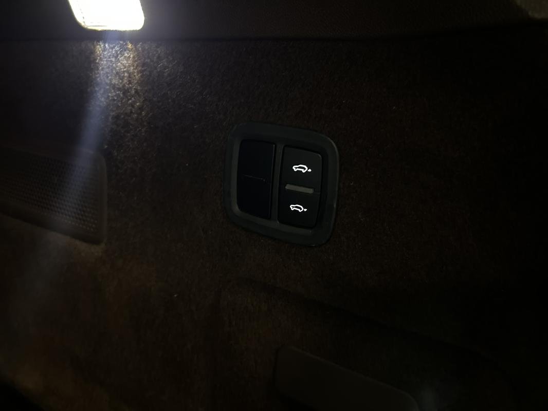 Porsche Cayenne - Photo 37