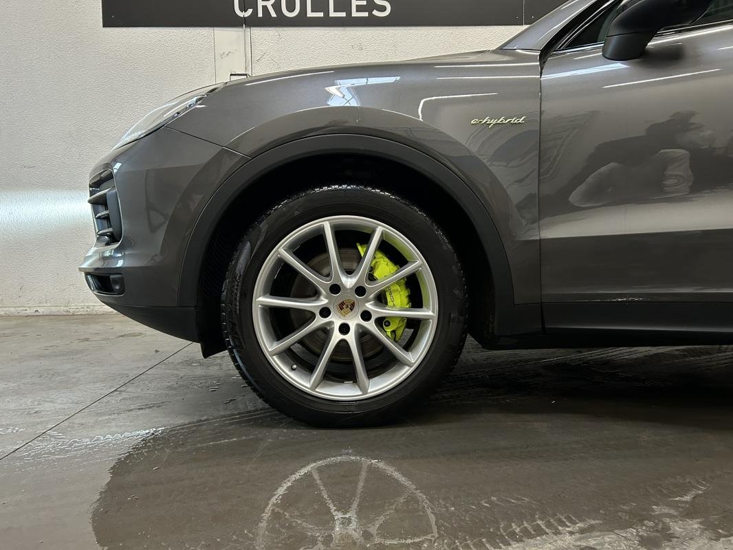 Porsche Cayenne - Photo 10