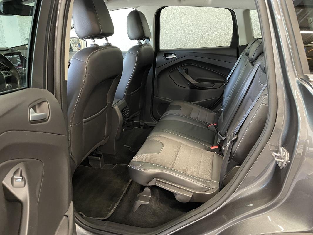Ford Kuga - Photo 9