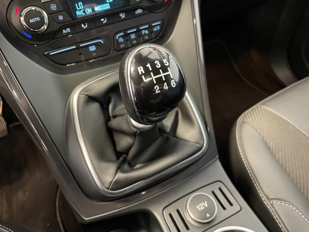 Ford Kuga - Photo 10