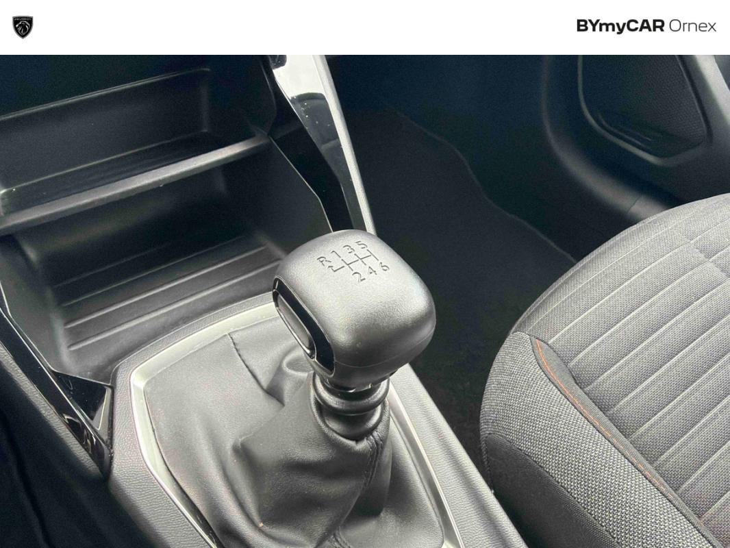 Peugeot 208 - Photo 19