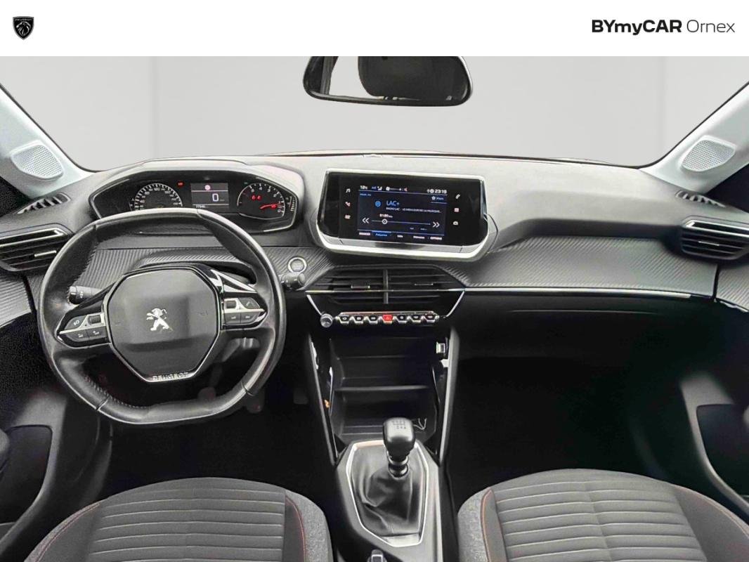 Peugeot 208 - Photo 9