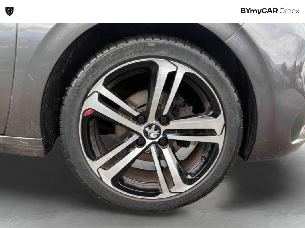 Peugeot 208 - Photo 17
