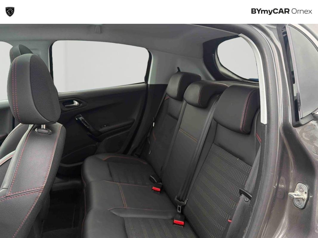 Peugeot 208 - Photo 18