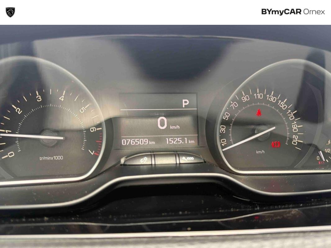 Peugeot 208 - Photo 24