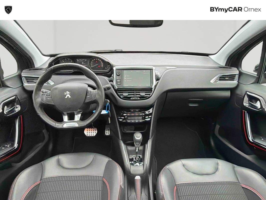 Peugeot 208 - Photo 9