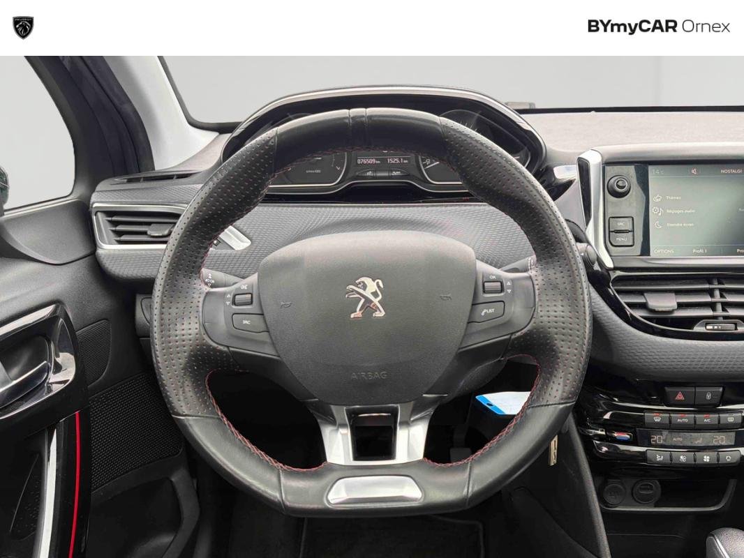 Peugeot 208 - Photo 10