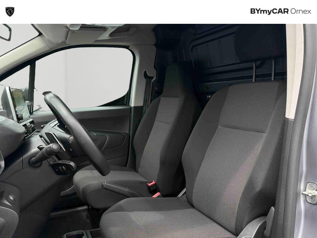 Peugeot Partner - Photo 11