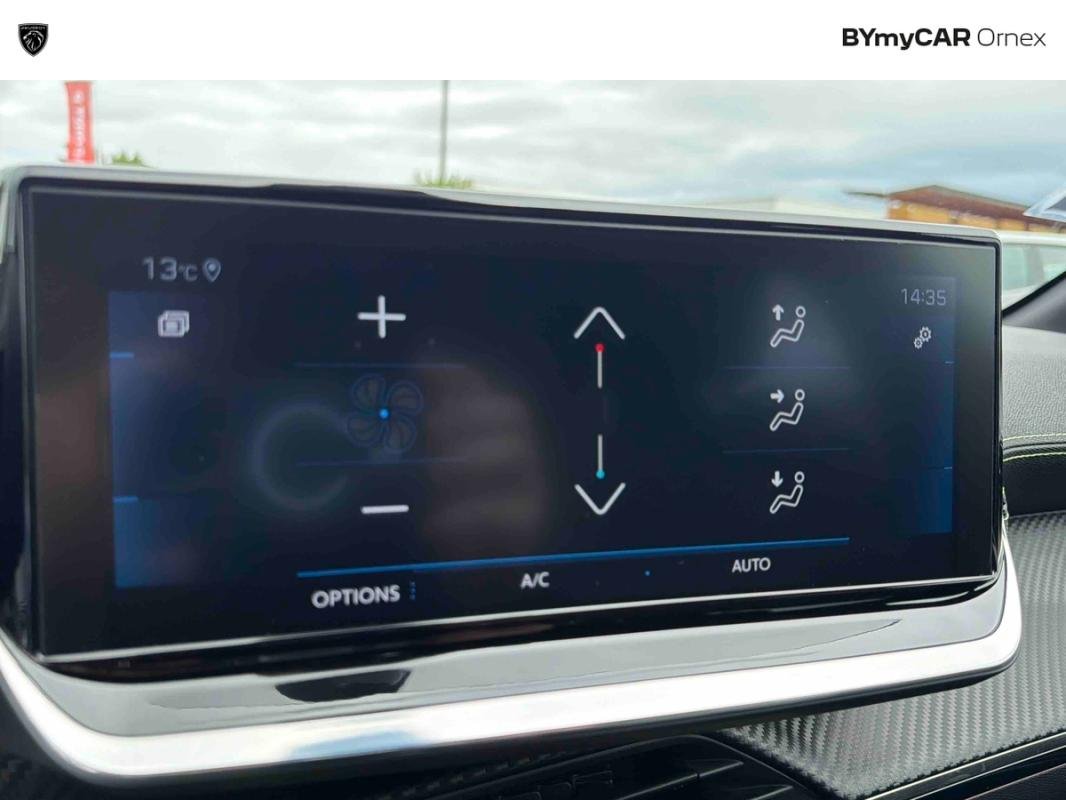 Peugeot 208 - Photo 31