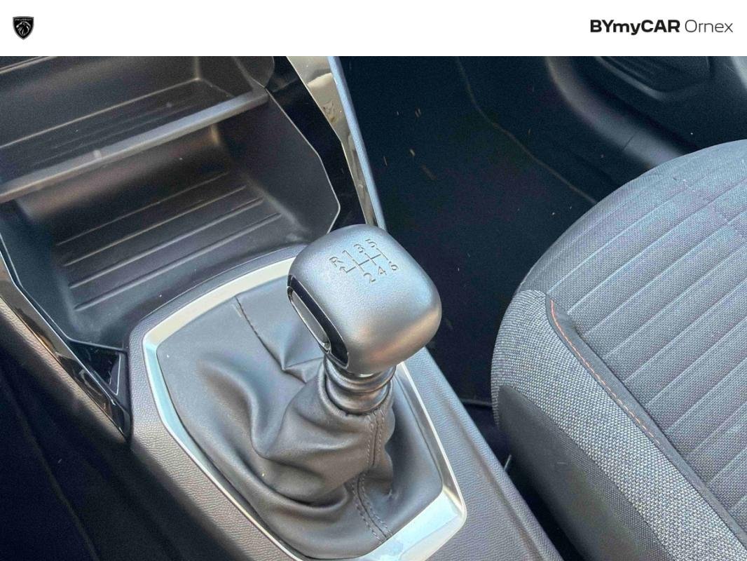Peugeot 208 - Photo 19