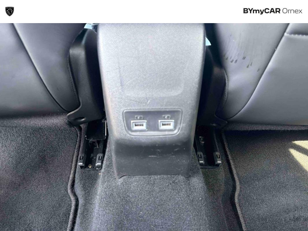 Peugeot 208 - Photo 33