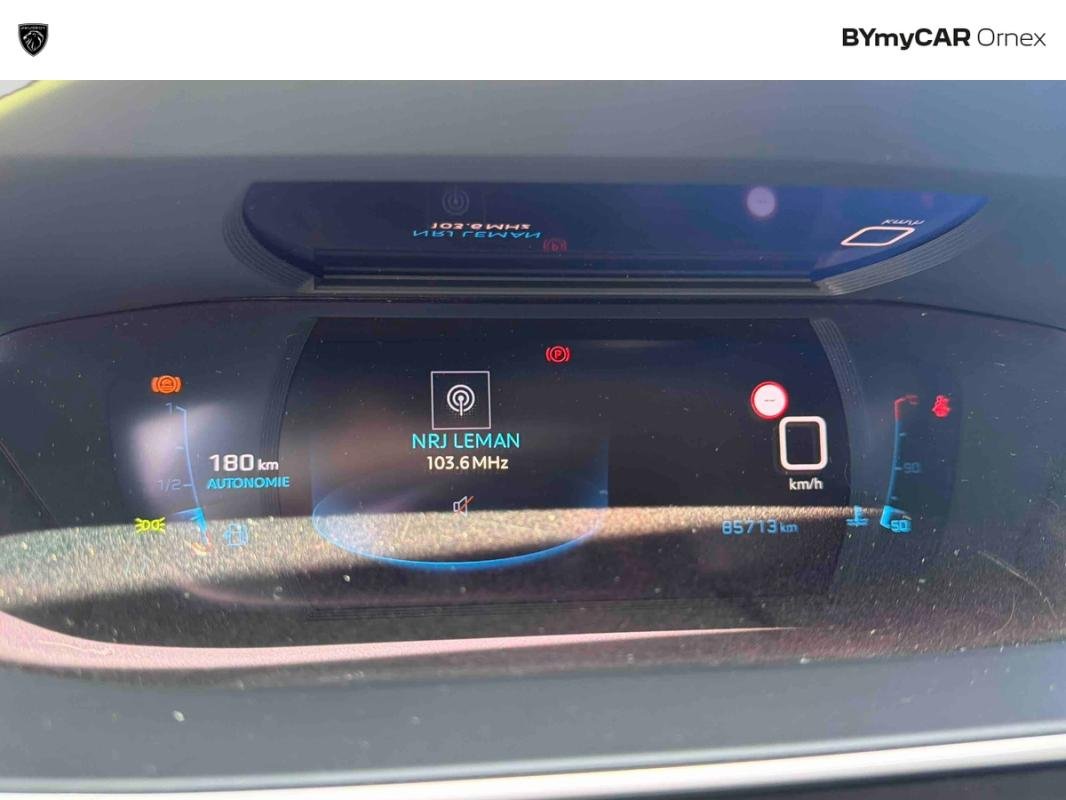 Peugeot 208 - Photo 22
