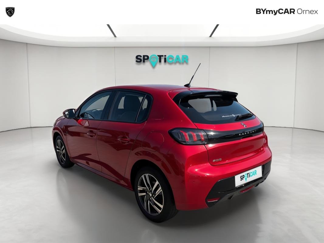 Peugeot 208 - Photo 3