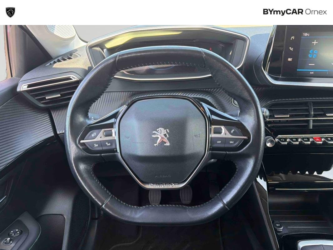 Peugeot 208 - Photo 10