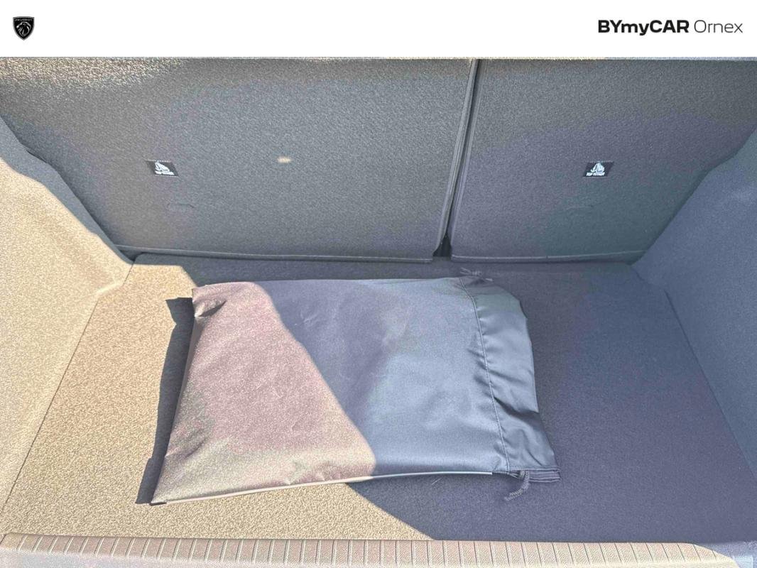 Peugeot 208 - Photo 12