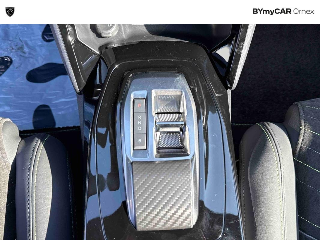 Peugeot 208 - Photo 19