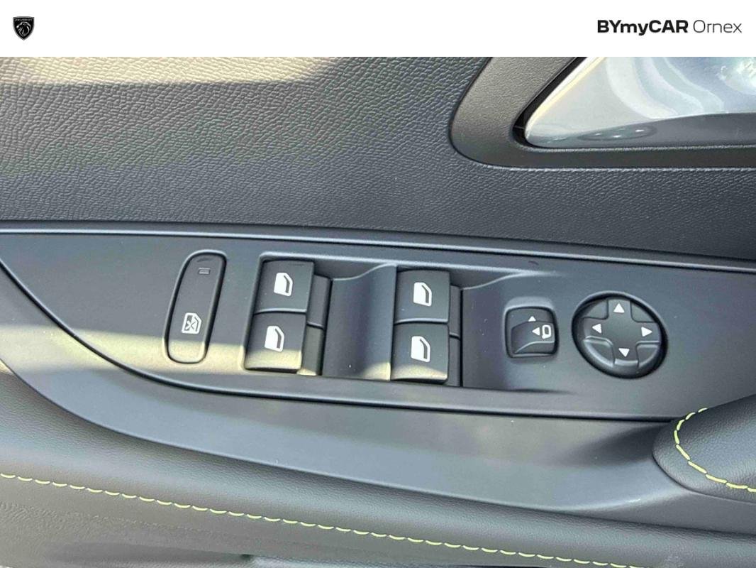 Peugeot 208 - Photo 21