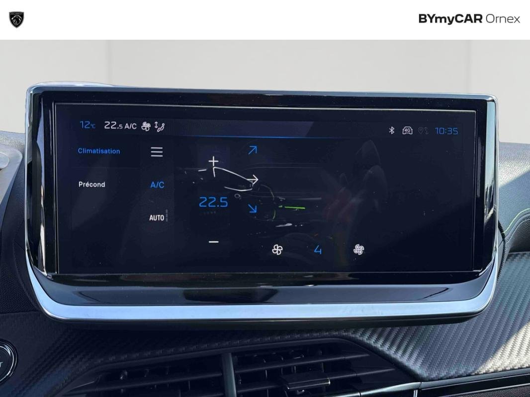Peugeot 208 - Photo 24