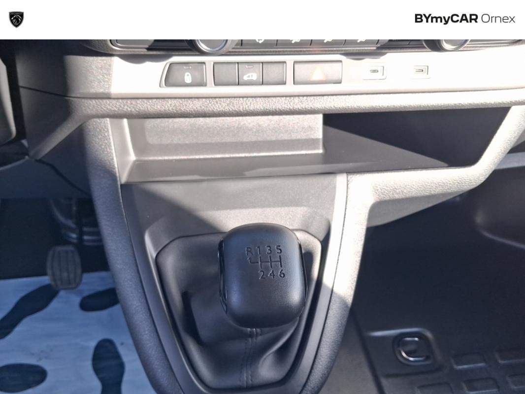 Peugeot Expert - Photo 19