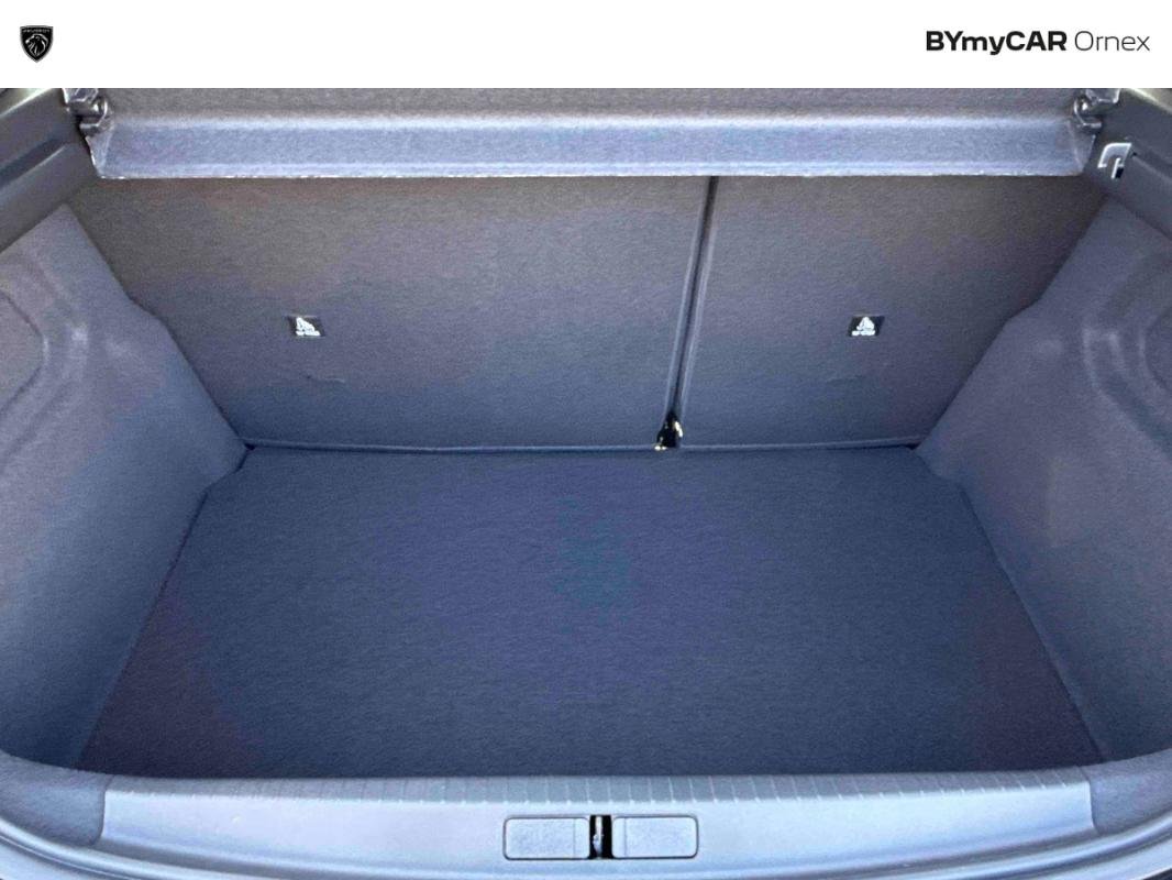 Peugeot 208 - Photo 12