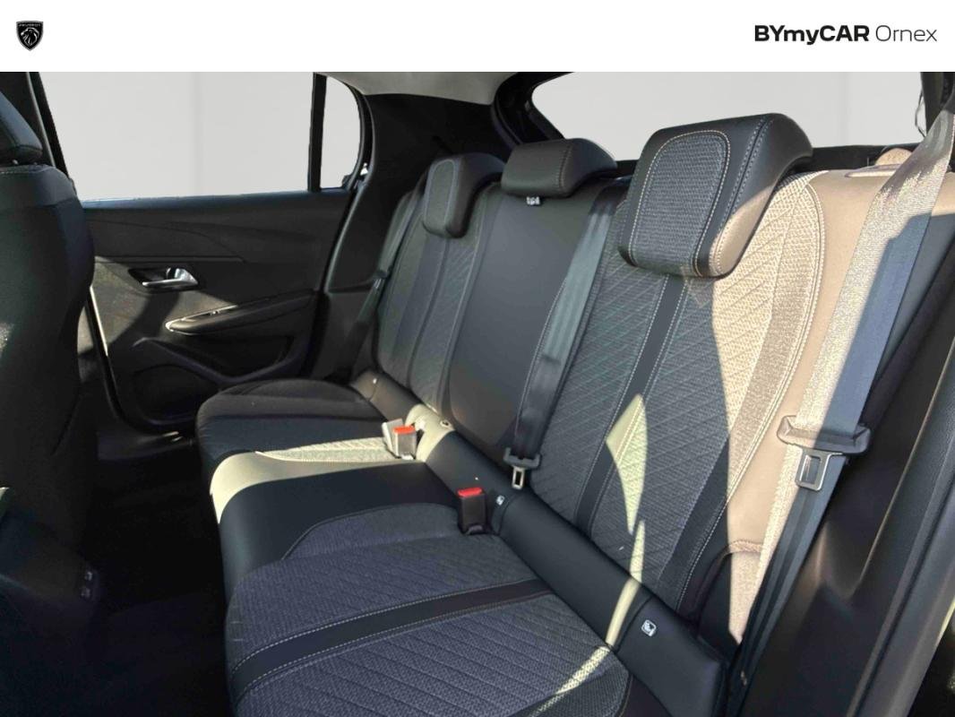 Peugeot 208 - Photo 18
