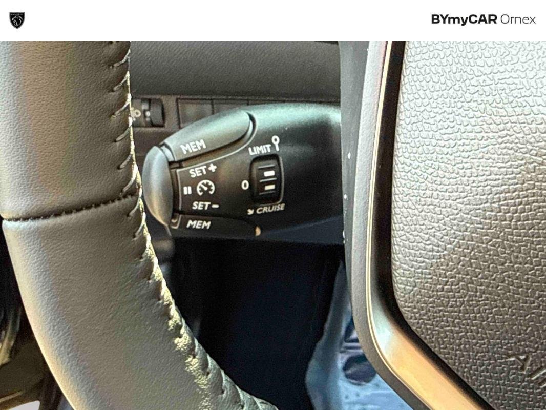 Peugeot 208 - Photo 22