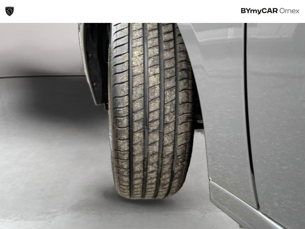 Peugeot 208 - Photo 13