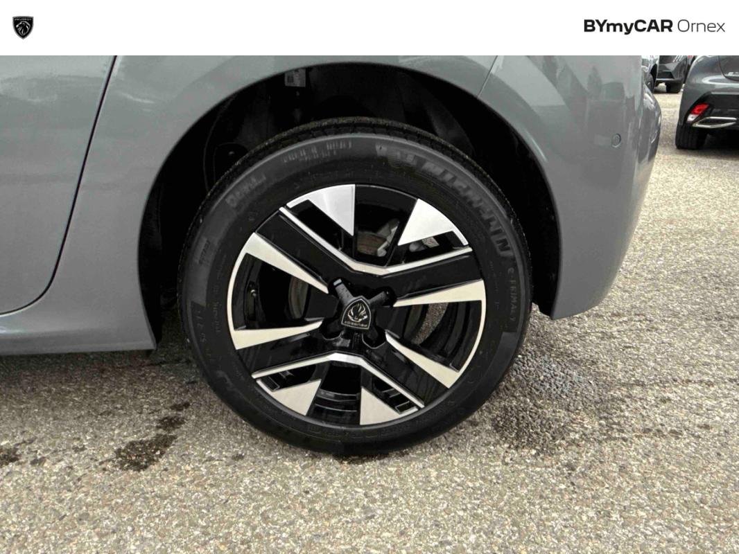 Peugeot 208 - Photo 15