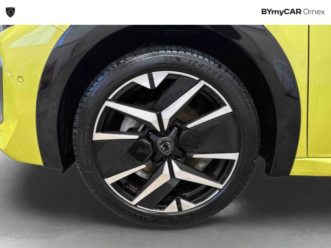 Peugeot 208 - Photo 14