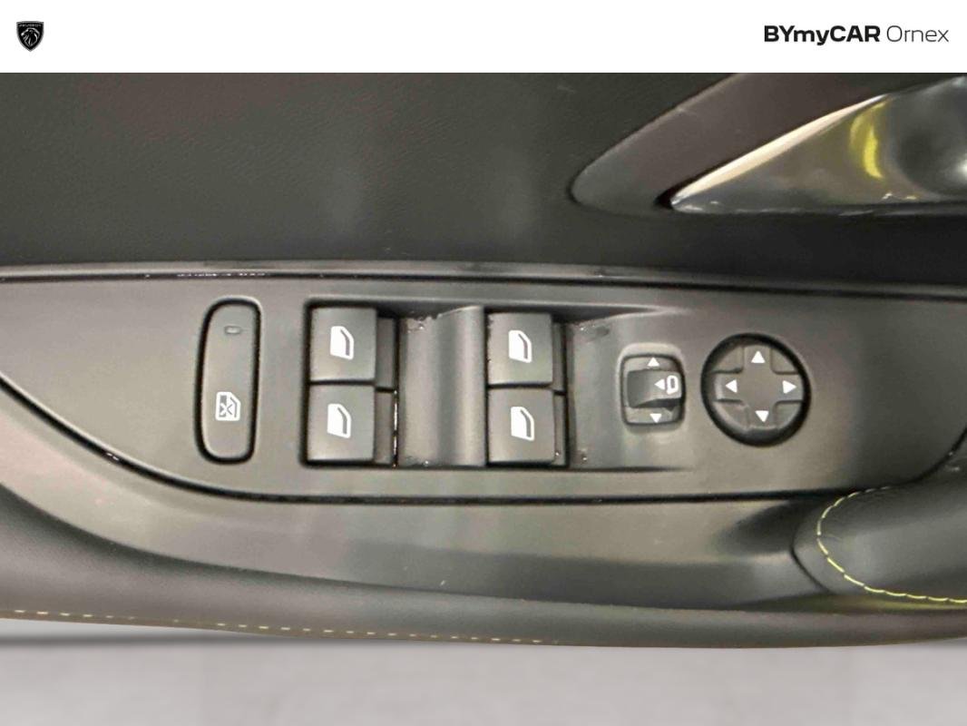 Peugeot 208 - Photo 19