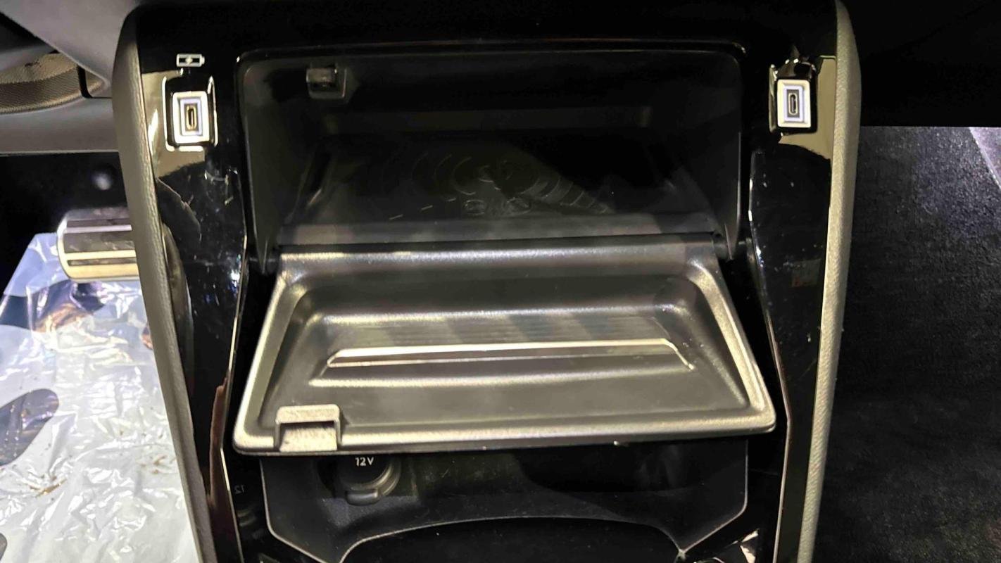 Peugeot 208 - Photo 30