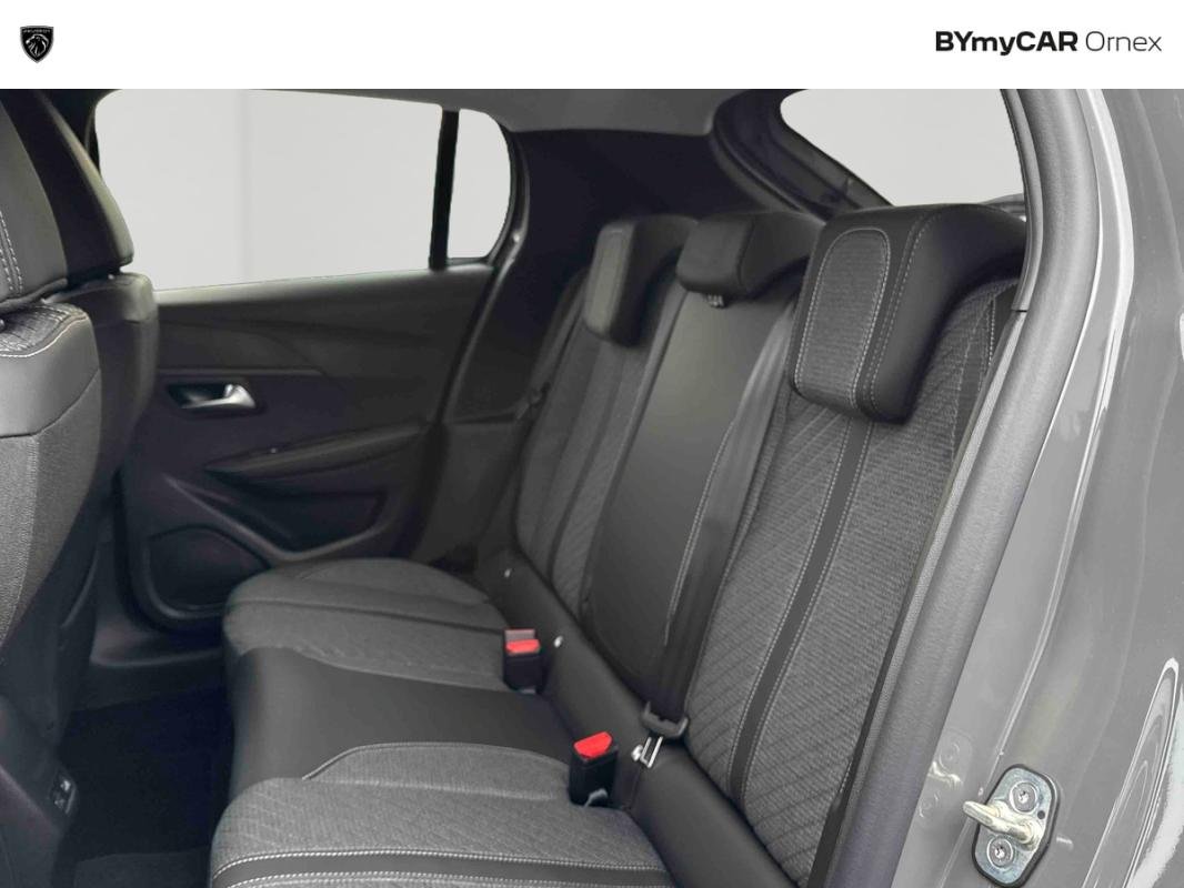 Peugeot 208 - Photo 18
