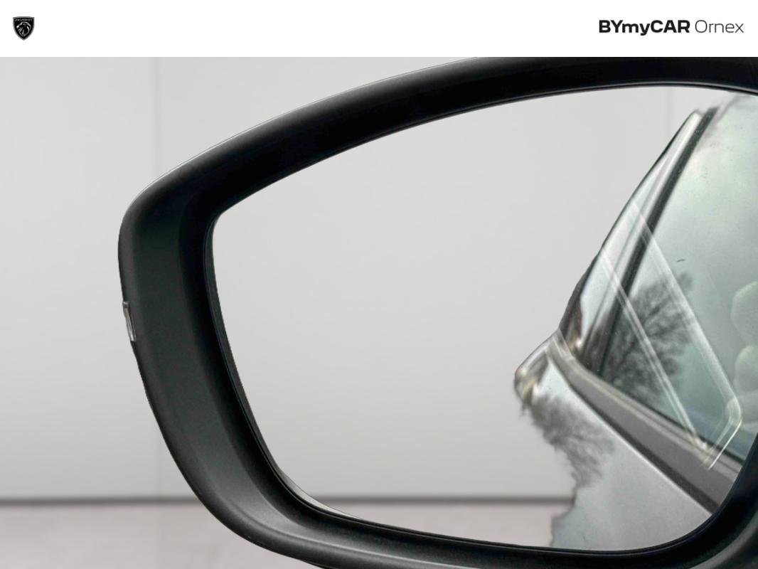 Peugeot 208 - Photo 21