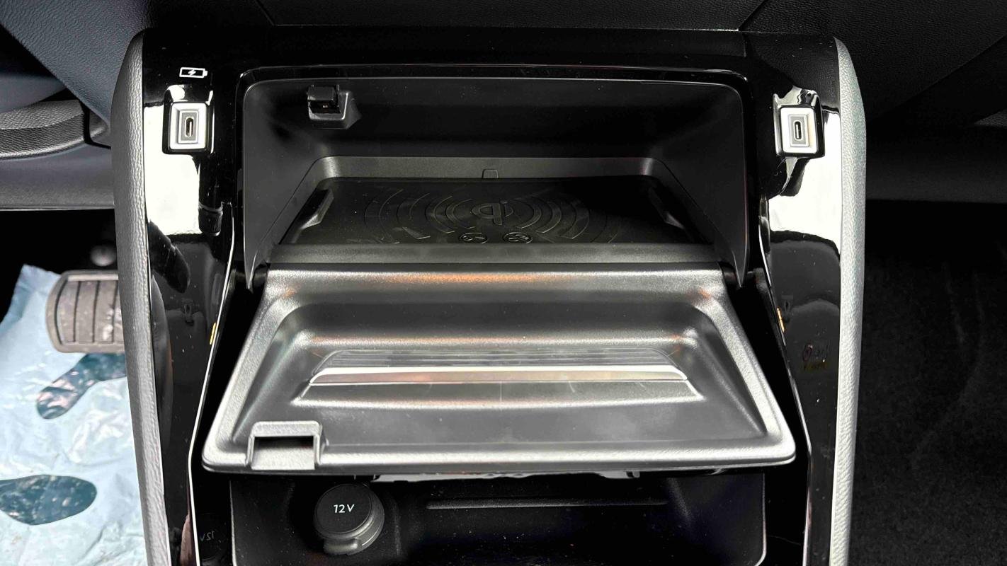Peugeot 208 - Photo 29