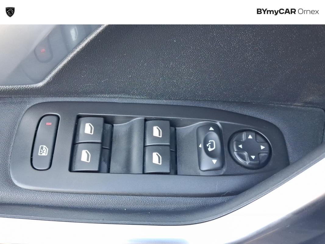 Peugeot 2008 - Photo 21