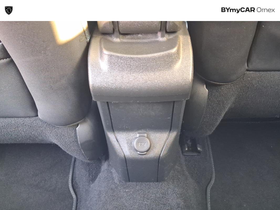 Peugeot 2008 - Photo 32
