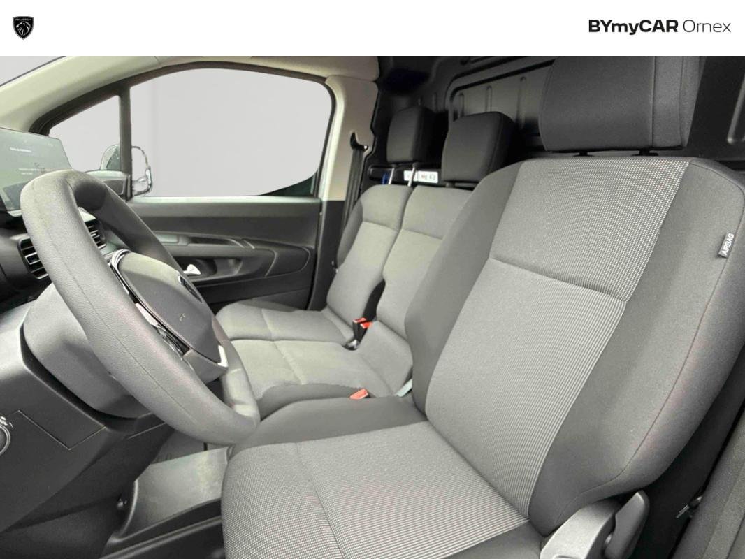 Peugeot Partner - Photo 11