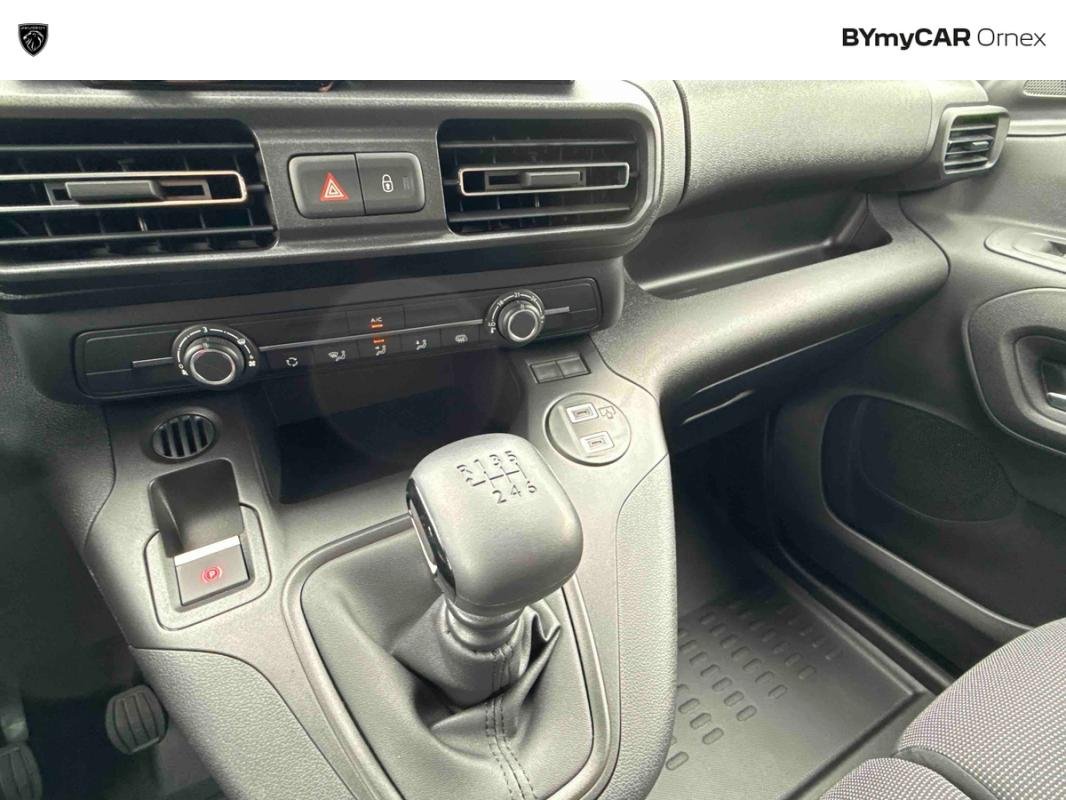 Peugeot Partner - Photo 21
