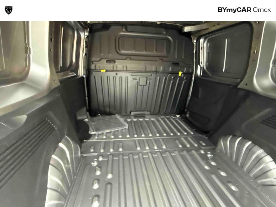 Peugeot Partner - Photo 12