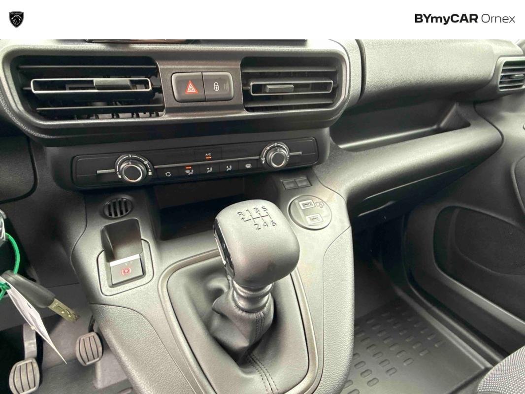 Peugeot Partner - Photo 21