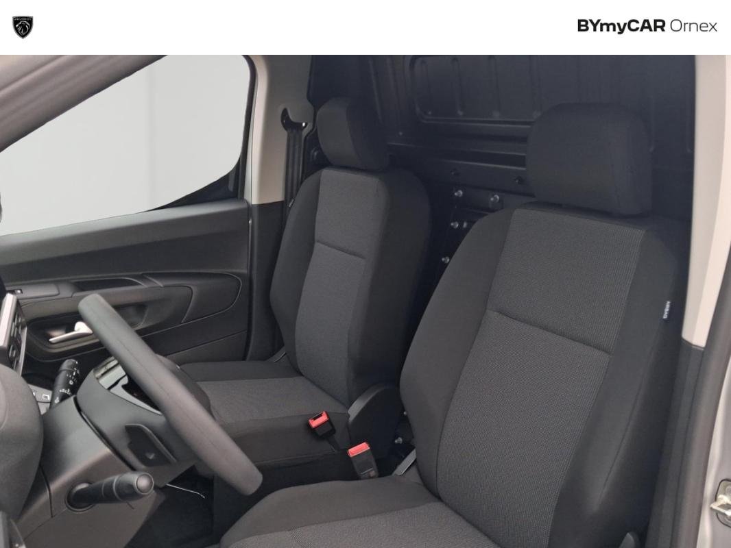 Peugeot Partner - Photo 11