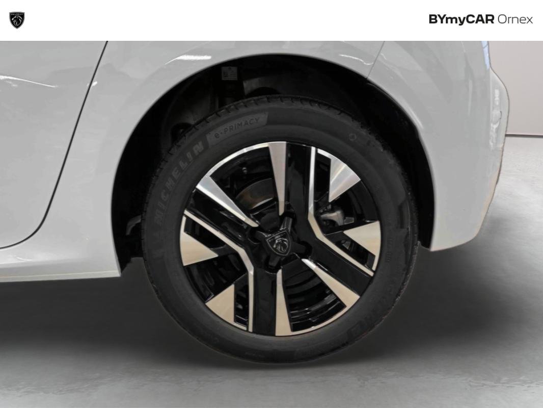 Peugeot 208 - Photo 15
